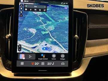 Car image 26