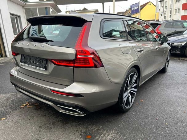 Volvo V60 T6 R Design AWD 251 kW image number 6