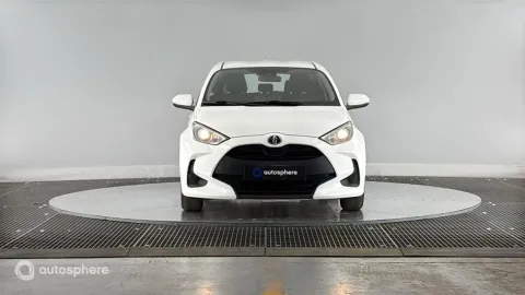Car image 3