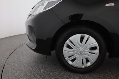 Car image 26