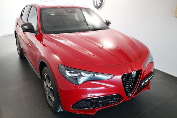 Alfa Romeo Stelvio 2.2 16V AT8 Q4 154 kW image number 2