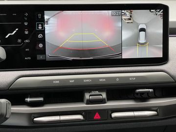 Car image 24