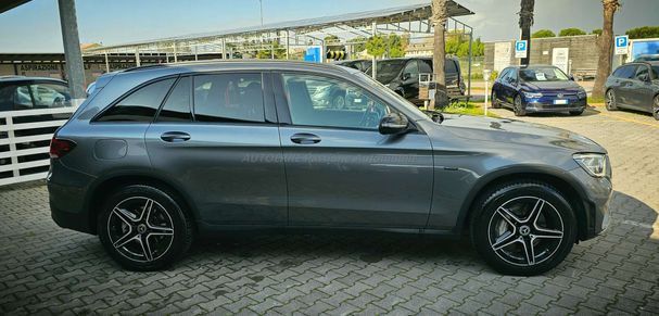 Mercedes-Benz GLC 300 de 4Matic 225 kW image number 4