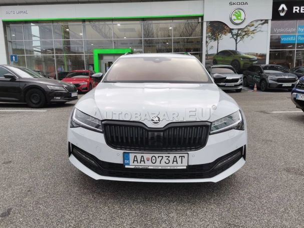 Skoda Superb Combi 2.0 TDI SportLine 4x4 DSG 147 kW image number 3