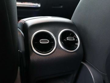 Car image 39