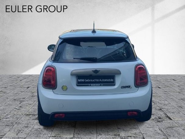 Mini Cooper SE Mini 135 kW image number 3