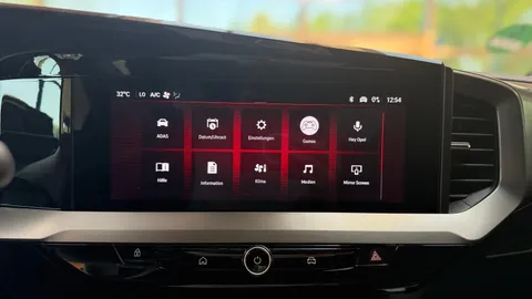 Car image 21
