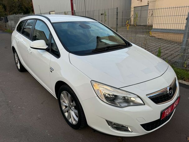 Opel Astra 103 kW image number 1