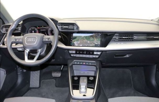 Audi A3 30 TDI S tronic Advanced 85 kW image number 8