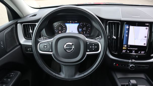 Volvo XC60 B4 Momentum Pro 145 kW image number 8