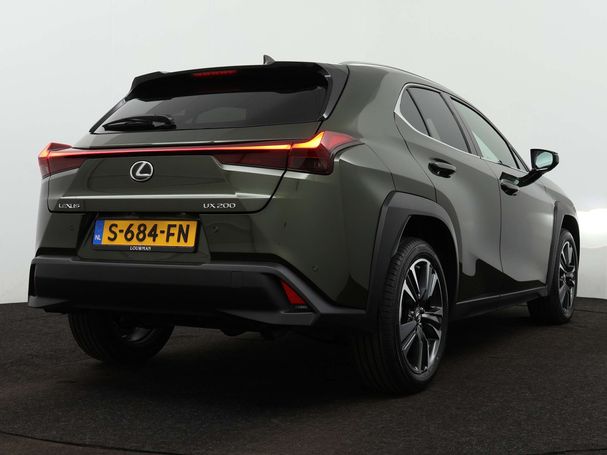 Lexus UX 200 127 kW image number 2