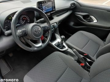 Car image 11