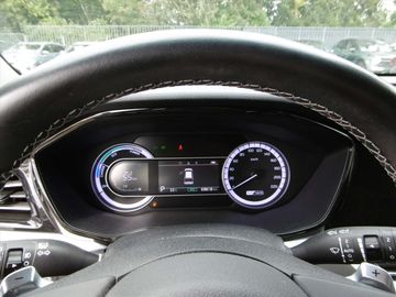 Car image 26