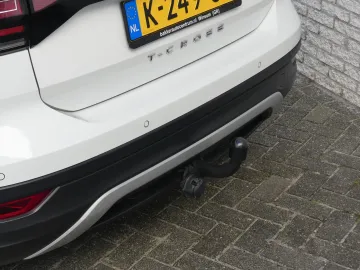 Car image 38