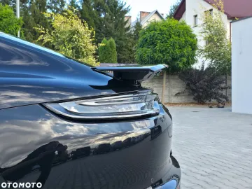 Car image 38