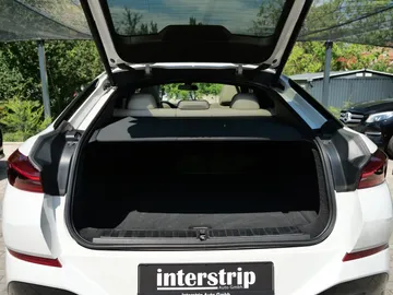 Car image 36