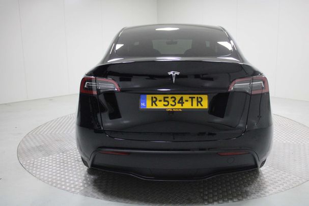 Tesla Model Y 220 kW image number 3