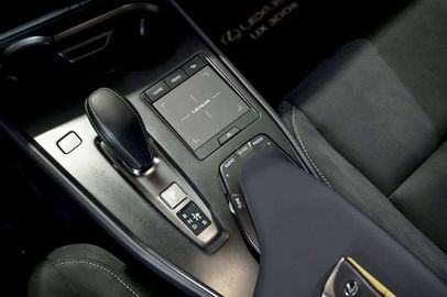 Car image 41