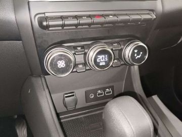 Car image 28