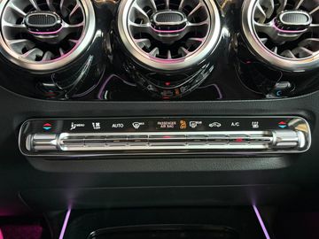 Car image 49