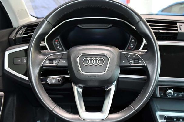 Audi Q3 35 TFSI S tronic Sport 111 kW image number 28