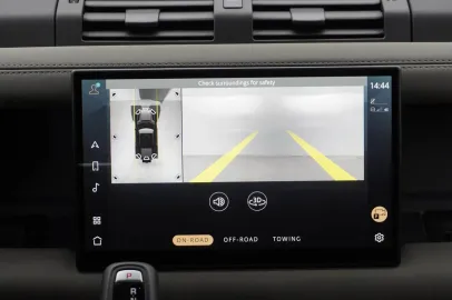 Car image 40