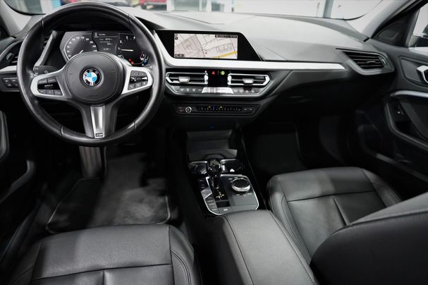 BMW 118i 103 kW image number 28