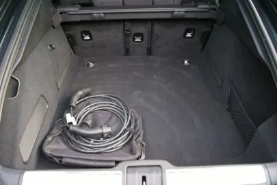Car image 37
