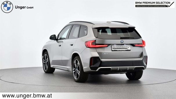 BMW iX1 xDrive30 200 kW image number 4