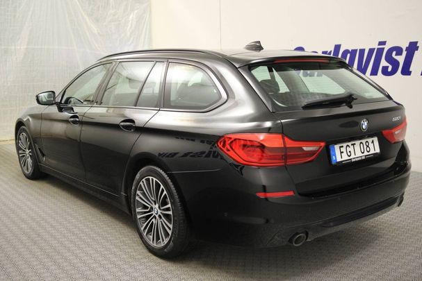 BMW 520i Touring 135 kW image number 4