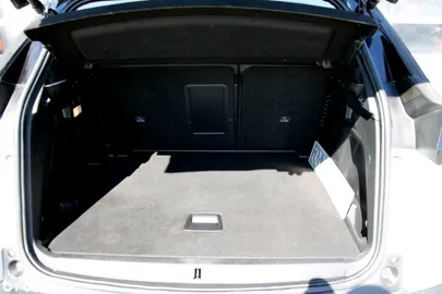 Car image 33