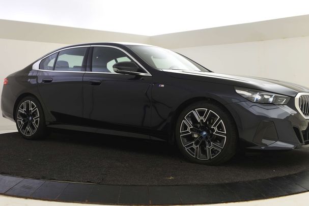 BMW 530 e 220 kW image number 22