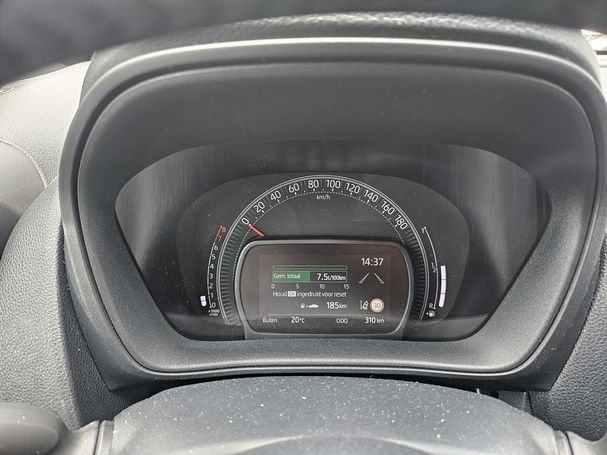 Toyota Aygo X 1.0 VVT-i 53 kW image number 18