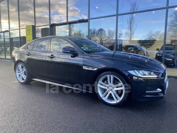 Jaguar XE 132 kW image number 12