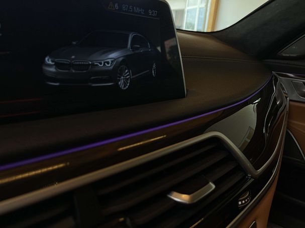 BMW 740d xDrive 235 kW image number 17