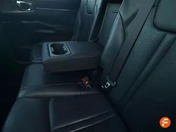 Car image 34
