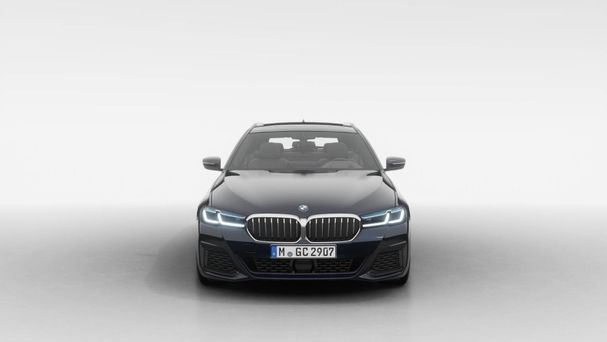 BMW 540d Touring xDrive 250 kW image number 2