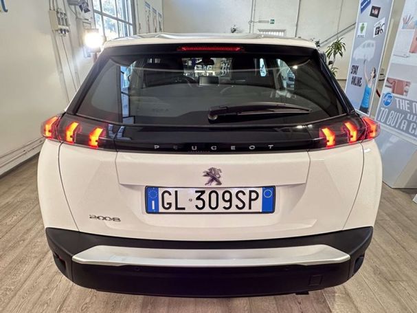 Peugeot 2008 1.2 PureTech 74 kW image number 4