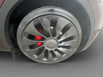 Car image 35