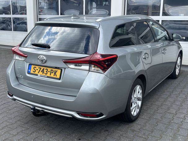 Toyota Auris T Touring S Sports 1.2 85 kW image number 2