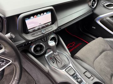 Car image 14