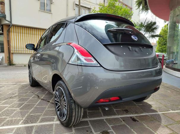 Lancia Ypsilon 51 kW image number 4