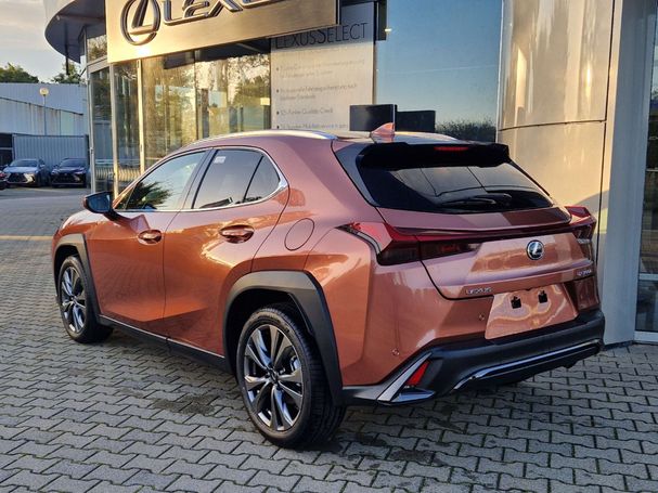 Lexus UX 300h 146 kW image number 3