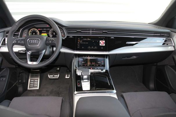 Audi Q8 55 TFSIe quattro 280 kW image number 13