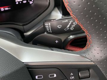 Car image 35