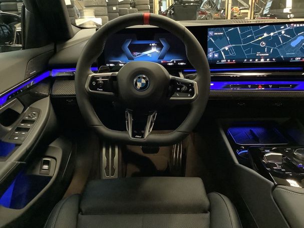 BMW i5 M60 xDrive Pro 442 kW image number 10