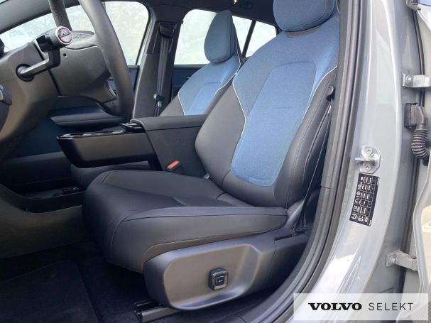 Volvo EX30 200 kW image number 14