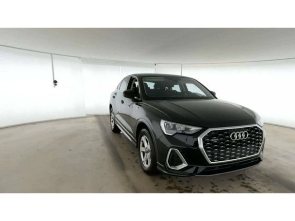 Audi Q3 40 TFSI S-line Sportback 140 kW image number 10