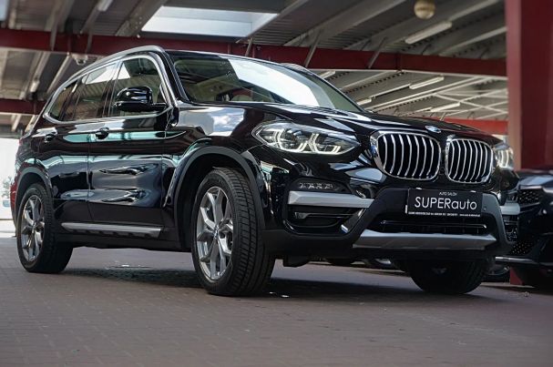 BMW X3 xDrive20d xLine 140 kW image number 4