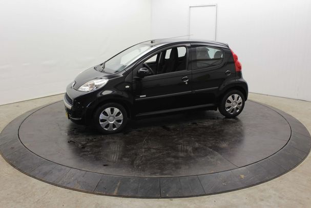 Peugeot 107 50 kW image number 25